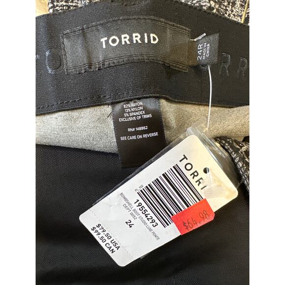 Torrid‎ Bombshell Boot Studio Luxe Ponte High Rise Pant Size 24R NWT - Picture 4 of 5